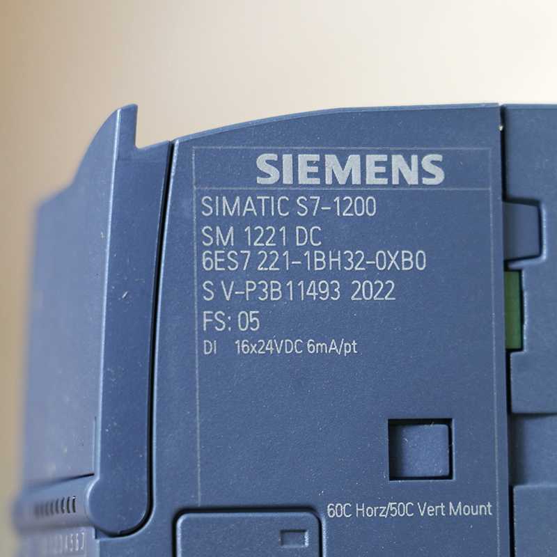 6ES7221-1BH32-0XB0 SIEMENS